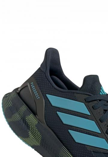 Беговые кроссовки