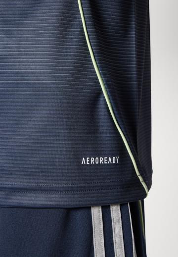 Спортивная форма