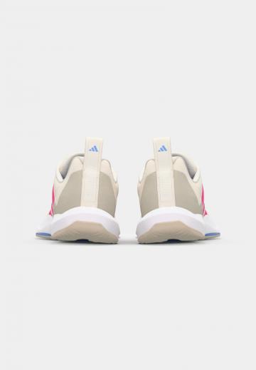 Тренировочные кроссовки