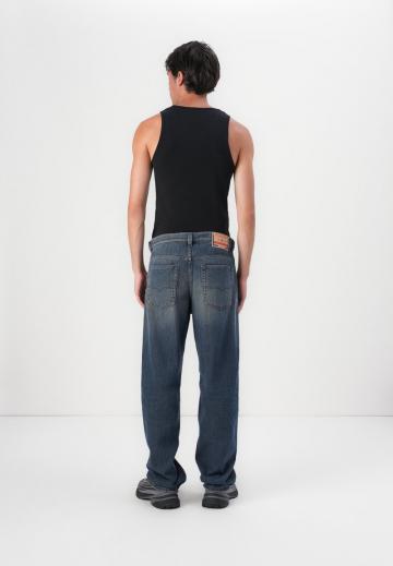 Свободные джинсы