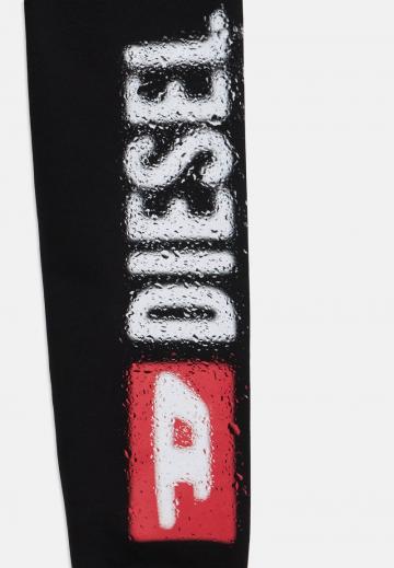 Спортивные штаны