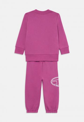 Набор одежды