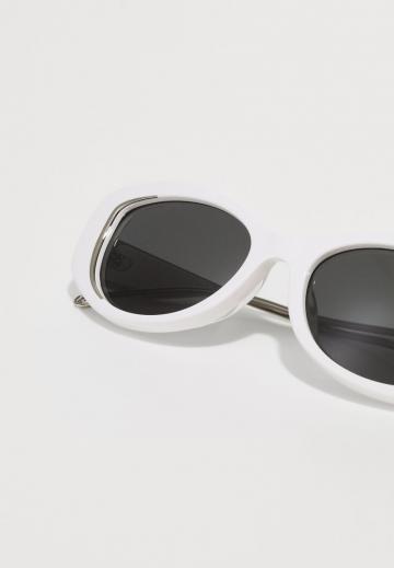 Солнечные очки