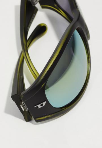 Солнечные очки