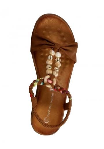 Босоножки на танкетке