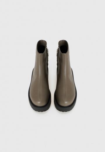 Полусапожки на платформе