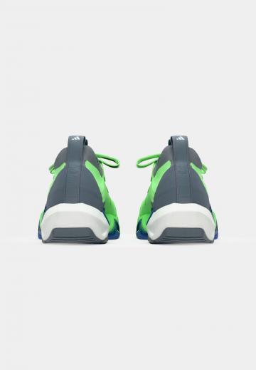 Тренировочные кроссовки