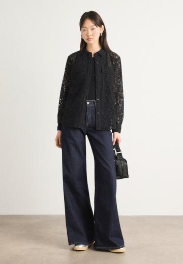 Кружевная блузка