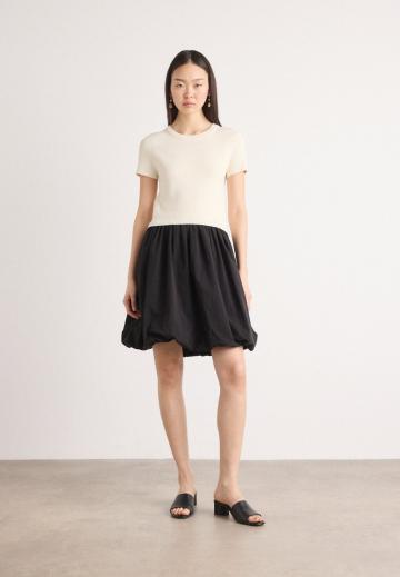 Короткое платье