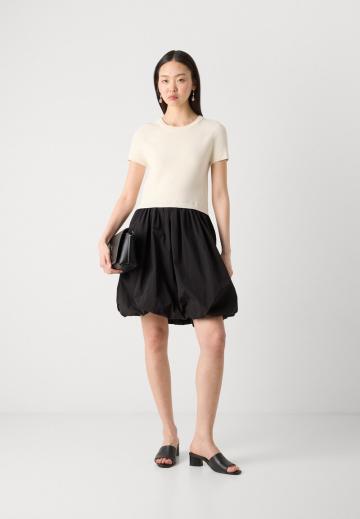 Короткое платье