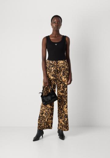 Широкие брюки