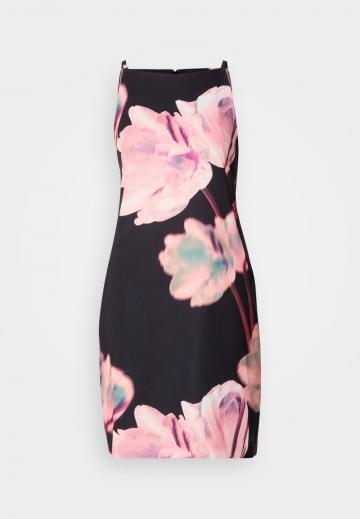 Пляжное платье