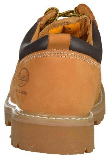 Ботинки на шнуровке