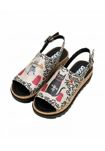 Босоножки на танкетке