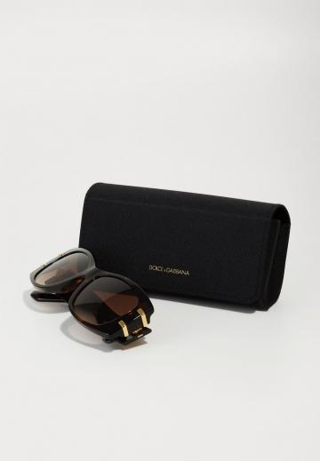 Солнечные очки