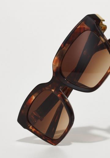 Солнечные очки