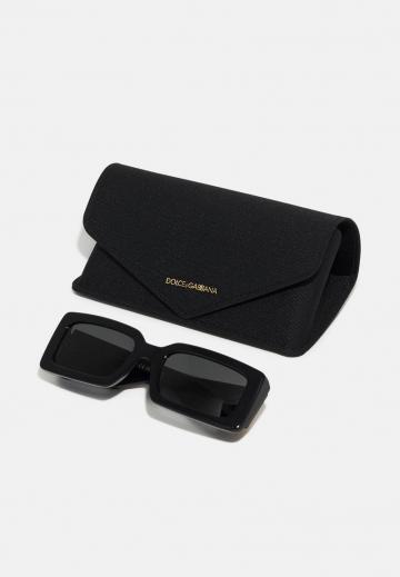 Солнечные очки