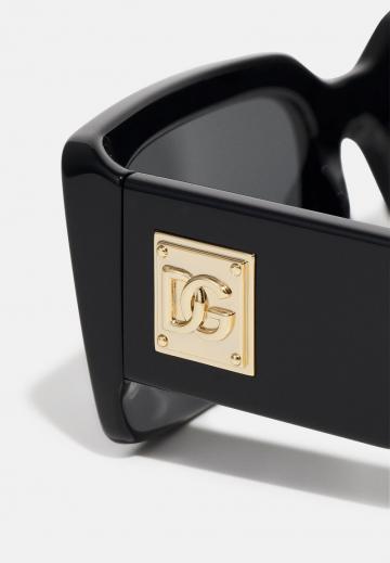 Солнечные очки