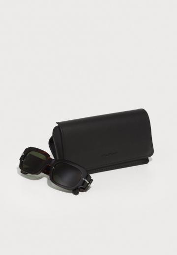 Солнечные очки