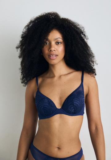 Бюстгальтер