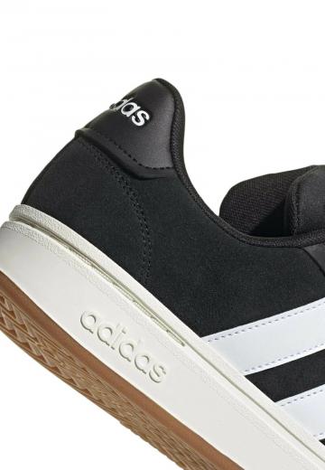 Тренировочные кроссовки