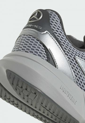 Беговые кроссовки