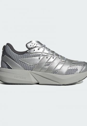 Беговые кроссовки