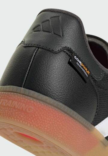 Тренировочные кроссовки