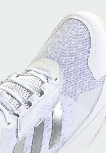 Кроссовки для зала