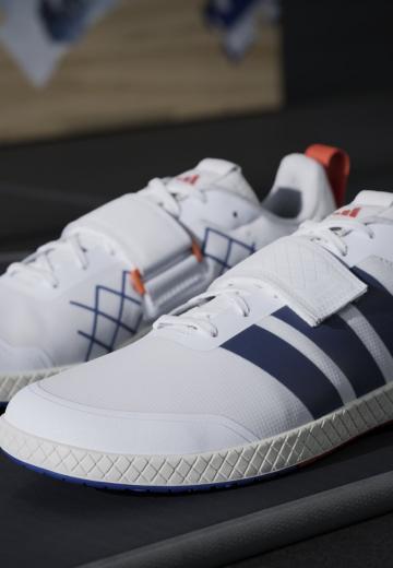 Тренировочные кроссовки