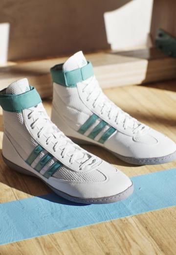 Тренировочные кроссовки