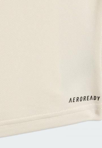 Спортивные шорты