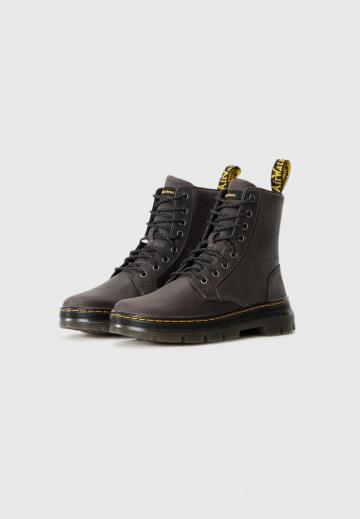 Ботинки на шнуровке