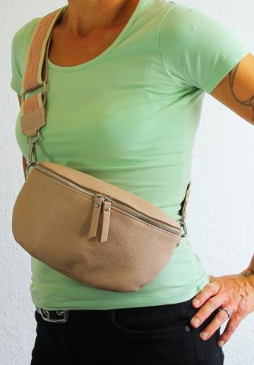 Сумка на пояс