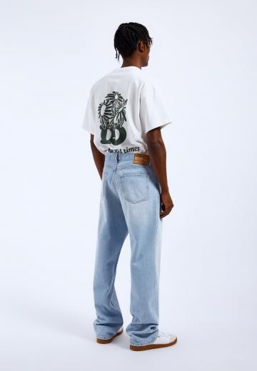 Прямые джинсы