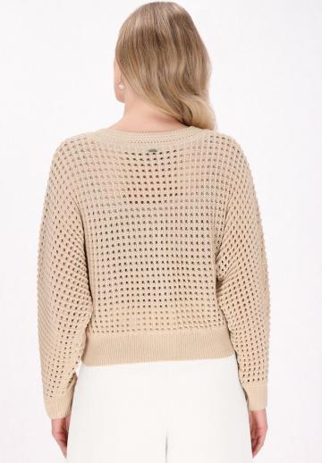 Вязаная кофта