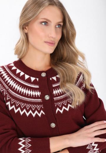 Жаккардовая вязаная кофта