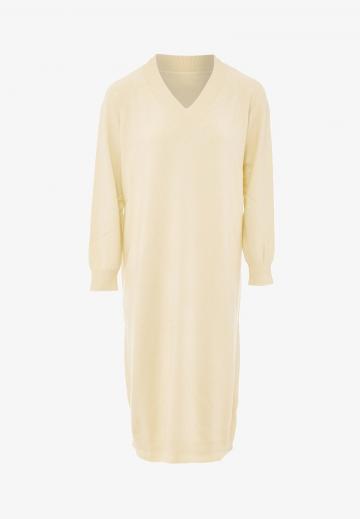 Вязаное платье