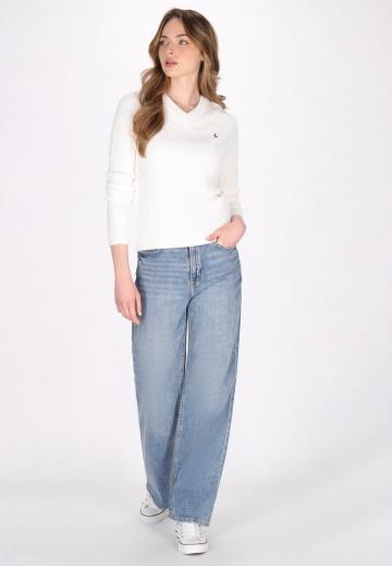 Пуловер с вырезом V