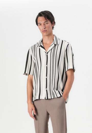 Рубашка с коротким рукавом