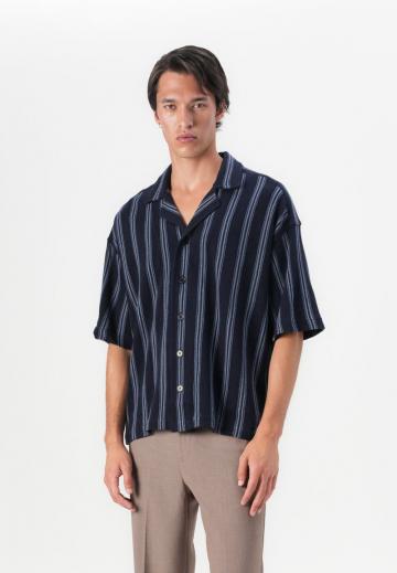 Рубашка с коротким рукавом