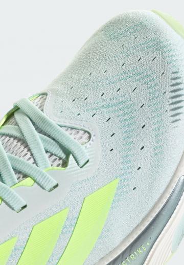 Беговые кроссовки