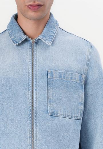 Джинсовая куртка