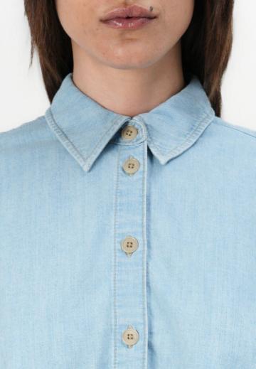 Джинсовая блузка