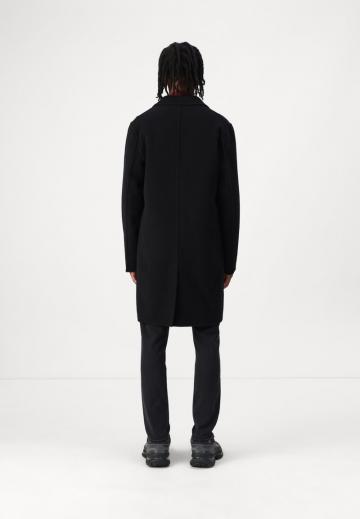 Шерстяное пальто