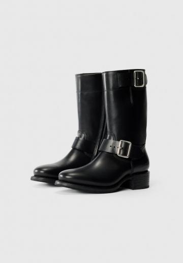 Ковбойские сапоги