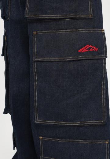 Брюки с накладными карманами