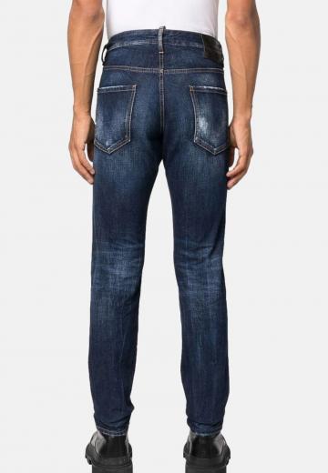 Узкие джинсы