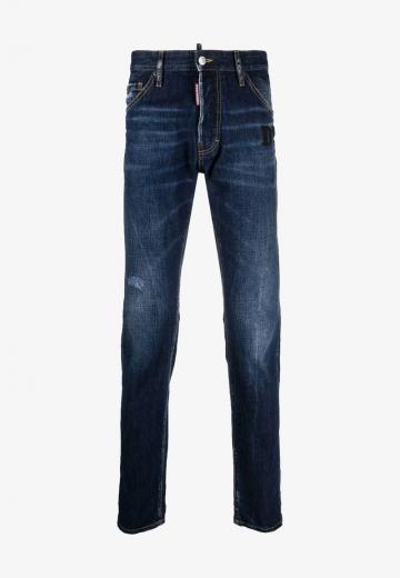 Узкие джинсы