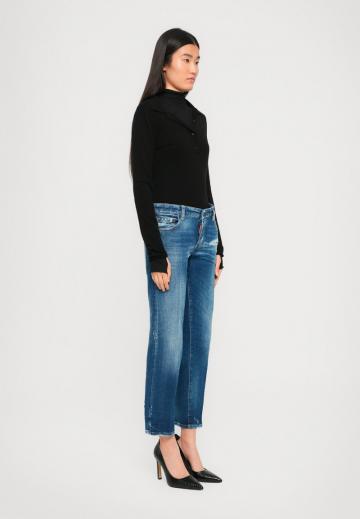 Узкие джинсы